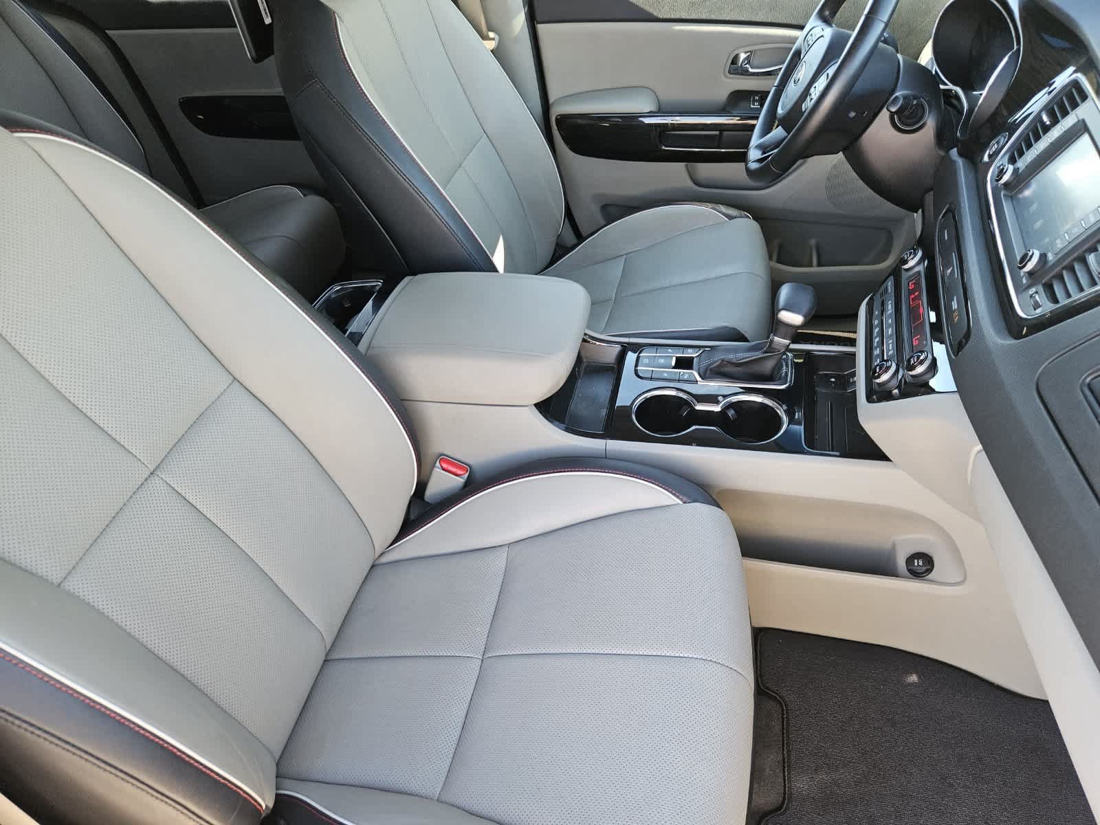 Used 2020 Kia Sedona EX w/ EX Premium Package FWD image 12