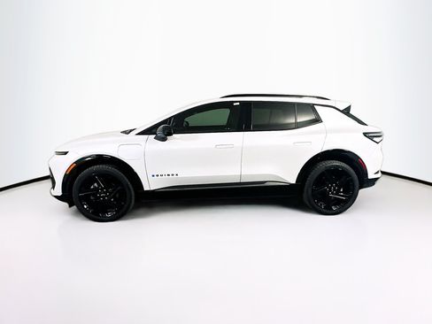 Used 2024 Chevrolet Equinox EV RS FWD image 4