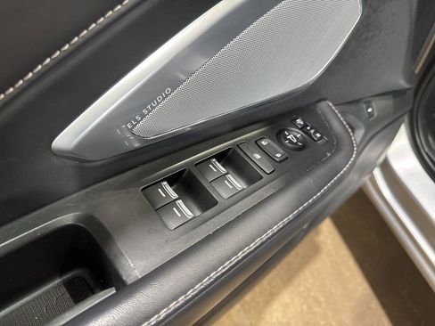 Used 2021 Acura RDX AWD w/ Advance Package image 16