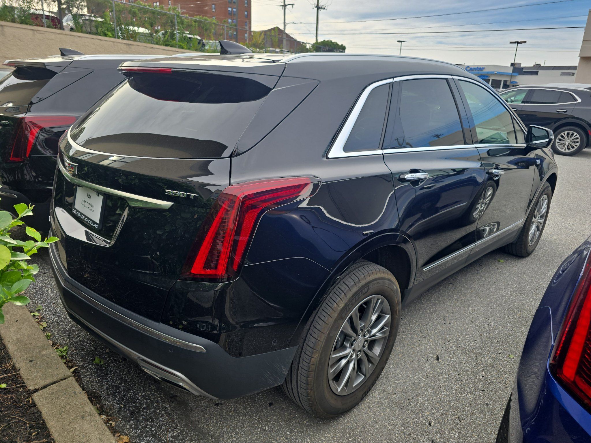 Certified 2023 Cadillac XT5 Premium Luxury w/ Technology Package AWD/4WD image 4