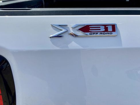 Used 2020 GMC Sierra 1500 SLT w/ SLT Premium Plus Package image 41