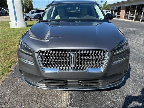 Used 2022 Lincoln Corsair FWD w/ Equipment Group 101A image 8