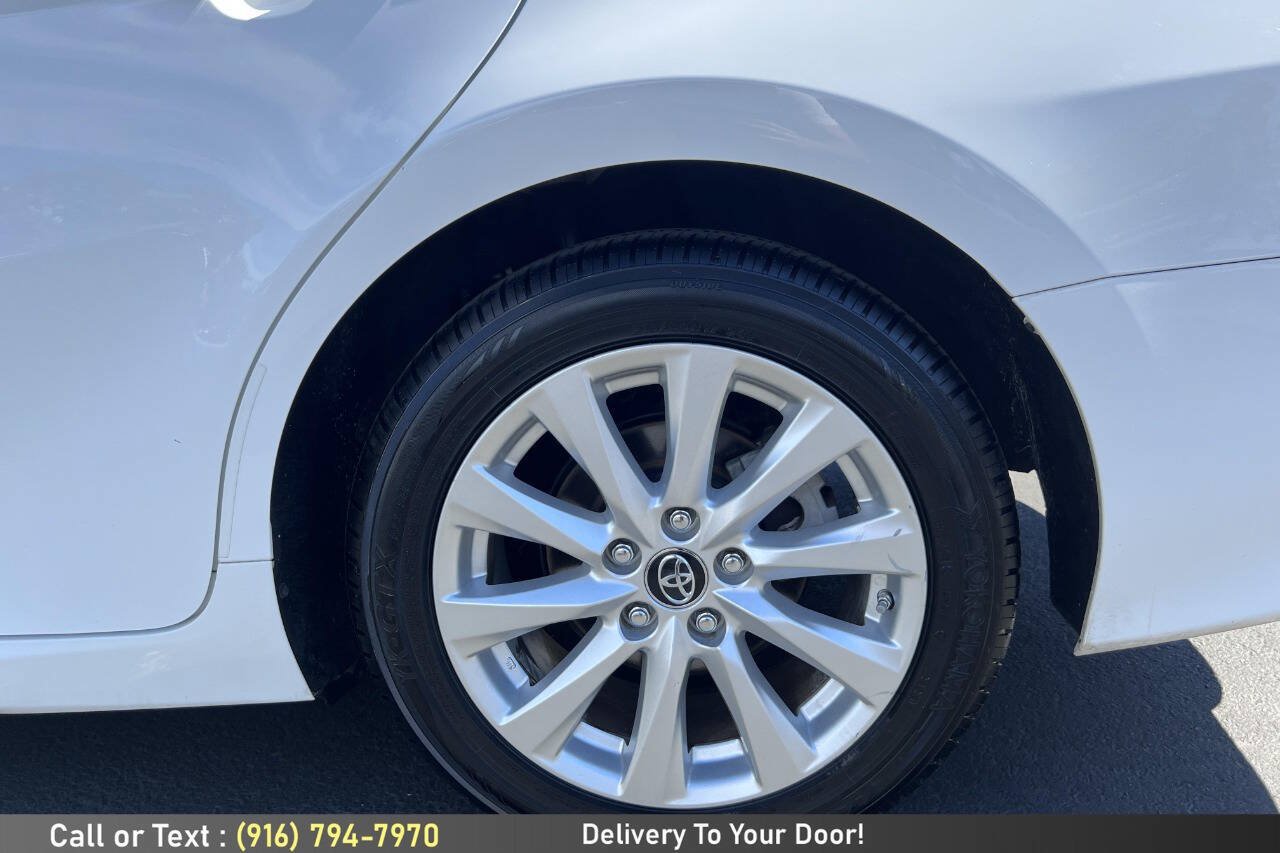 Used 2018 Toyota Camry LE FWD image 10