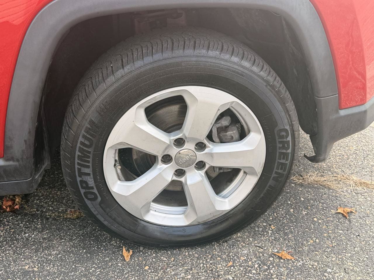 Used 2018 Jeep Compass Latitude AWD/4WD image 13