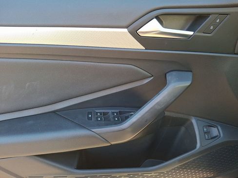 Used 2021 Volkswagen Jetta S w/ Driver Assistance Package image 8