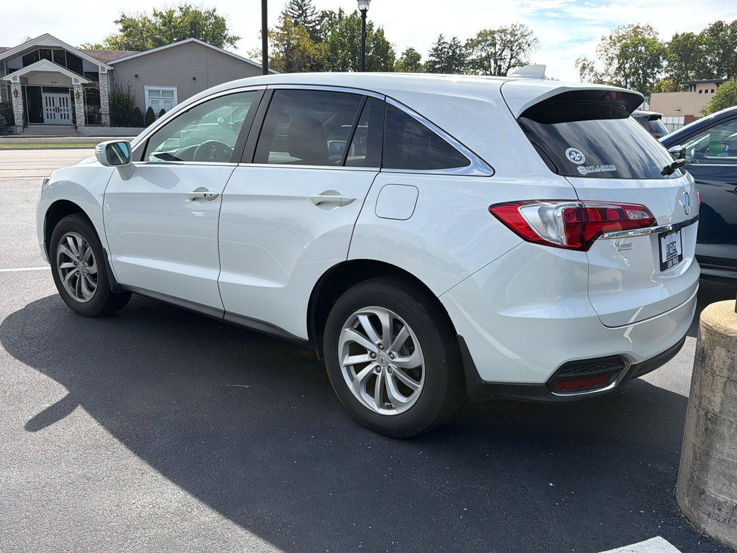 Used 2016 Acura RDX AWD image 3