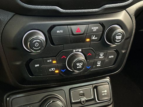 Certified 2023 Jeep Renegade Altitude w/ Convenience Group I AWD/4WD image 20