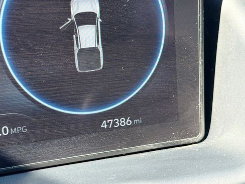 Used 2022 Hyundai Santa Cruz SEL Premium image 36