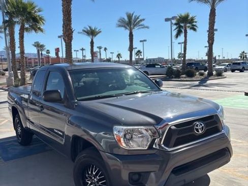 Used 2013 Toyota Tacoma 2WD Access Cab w/ SR5 Pkg image 2