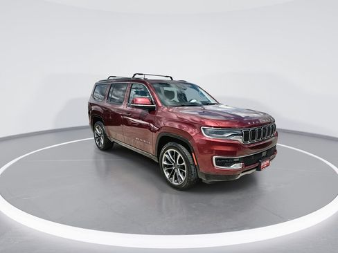 Used 2022 Jeep Wagoneer Series III w/ Premium Group I RWD image 2