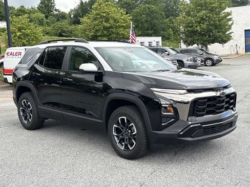 New 2026 Chevrolet Equinox ACTIV w/ Convenience Package III AWD/4WD image 4
