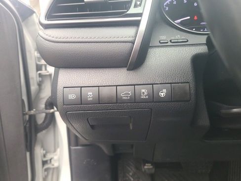 Used 2023 Toyota Camry SE image 25