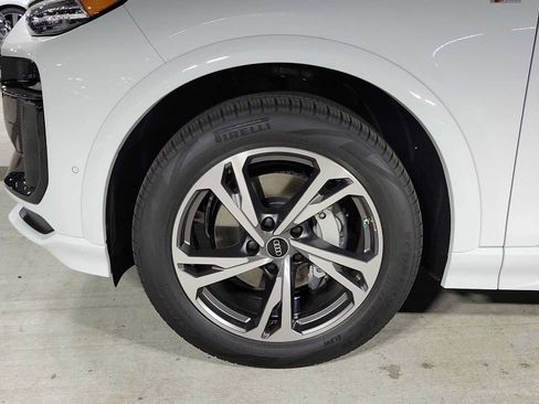 New 2027 Audi Q6 e-tron Premium Plus AWD/4WD image 10