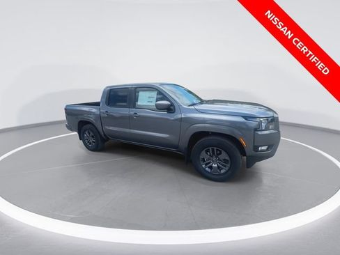 Certified 2025 Nissan Frontier SV w/ SV Convenience Package RWD image 2