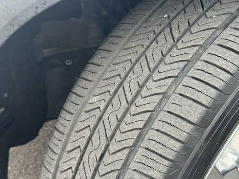 Certified 2022 Toyota Highlander Limited image 42