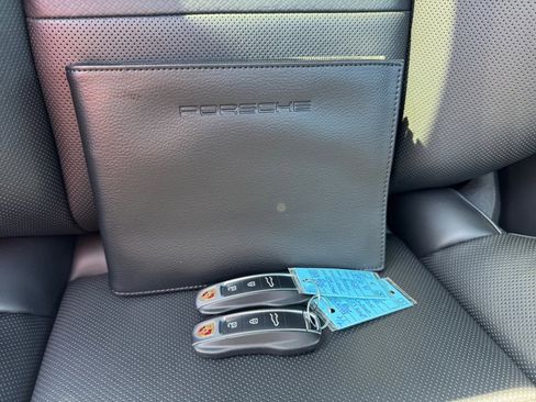 Certified 2025 Porsche Cayenne GTS AWD/4WD image 20