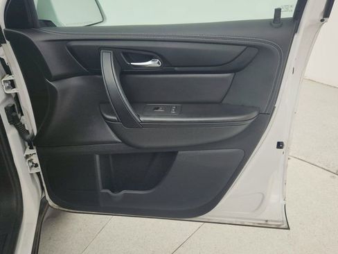 Certified 2017 Chevrolet Traverse LT w/ Style and Technology Package image 31