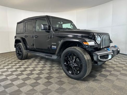 Used 2023 Jeep Wrangler Unlimited Sahara w/ Cold Weather Group image 2