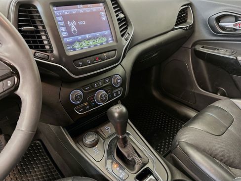 Used 2023 Jeep Cherokee Altitude Lux image 26