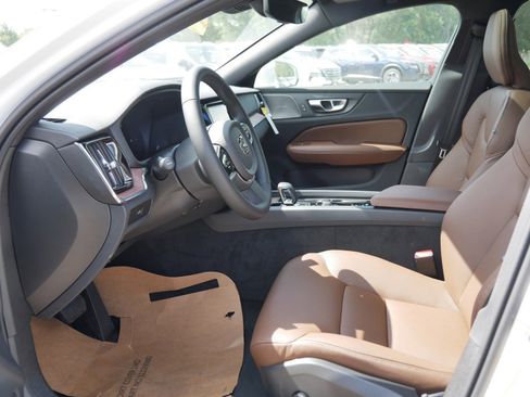 New 2026 Volvo V60 B5 Cross Country Plus w/ Climate Package image 5