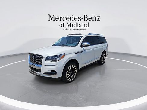 Used 2022 Lincoln Navigator Black Label AWD/4WD image 4