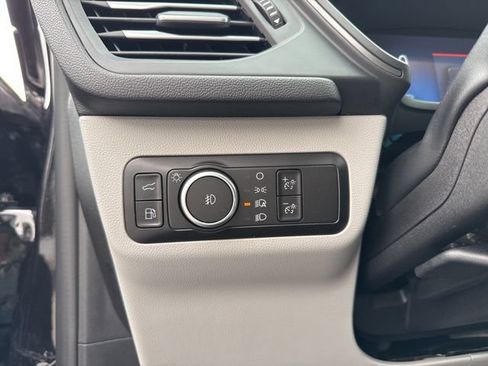 Used 2025 Ford Escape SE FWD image 13