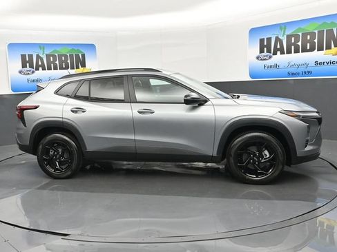 New 2026 Chevrolet Trax LT w/ Driver Confidence Package FWD image 7