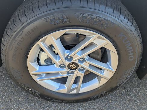 Certified 2026 Hyundai Tucson SE FWD image 27