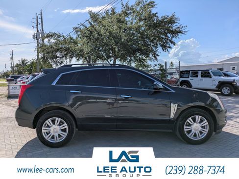 Used 2015 Cadillac SRX FWD image 2