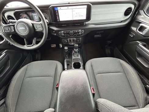 Used 2024 Jeep Wrangler Sport S image 13