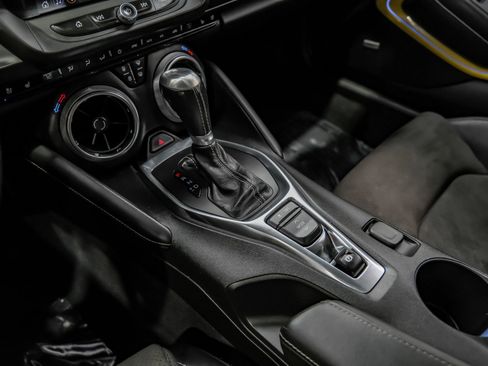Used 2020 Chevrolet Camaro SS image 29