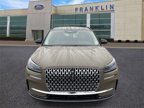 New 2026 Lincoln Corsair Premiere image 2