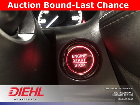Used 2024 Honda HR-V EX-L image 37