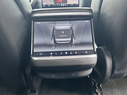 Used 2023 Tesla Model S Base image 26