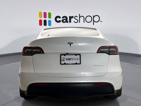 Used 2022 Tesla Model Y Long Range image 4