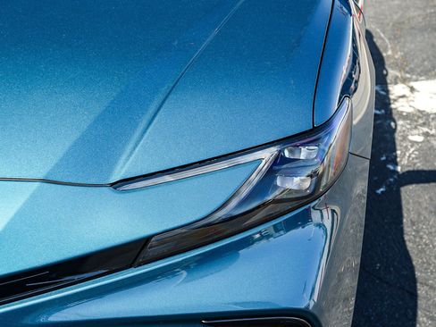 New 2026 Toyota Camry XSE FWD image 9