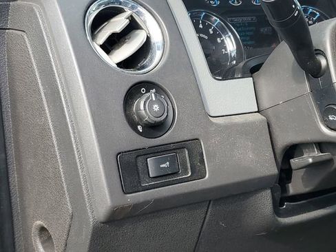 Used 2013 Ford F150 XLT w/ Luxury Equipment Group AWD/4WD image 15