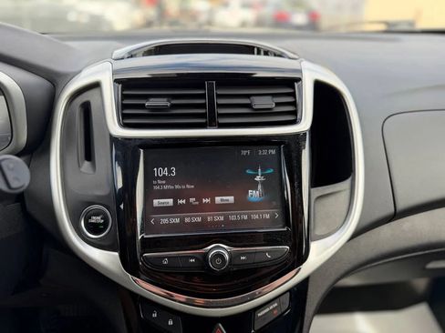 Used 2017 Chevrolet Sonic LT w/ Convenience Package FWD image 37