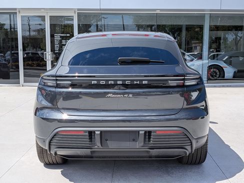 New 2026 Porsche Macan 4S Electric AWD/4WD image 10