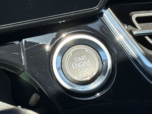 Used 2026 Chevrolet Trax RS image 27