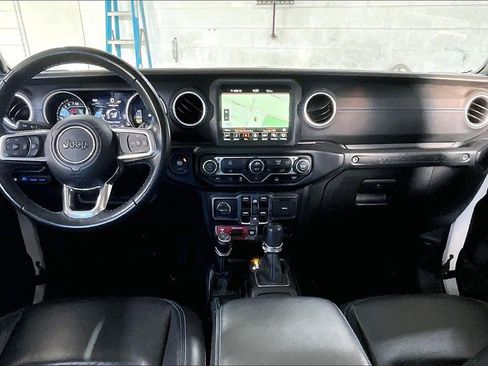 Used 2022 Jeep Wrangler Unlimited Rubicon 4xe image 21