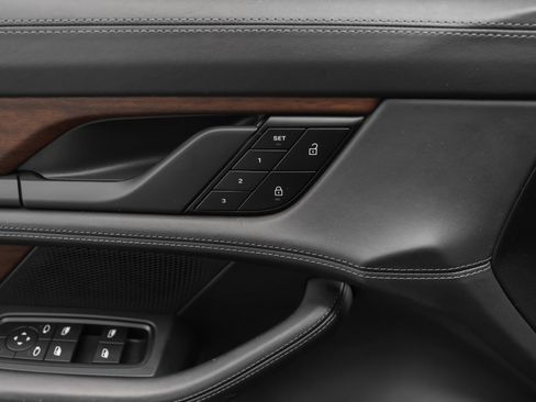 Certified 2023 Porsche Taycan 4S image 37