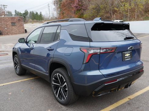 New 2026 Chevrolet Equinox RS image 5