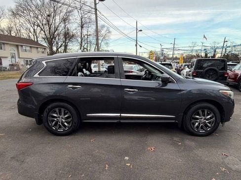Used 2013 INFINITI JX35 Base w/ Premium Pkg image 10