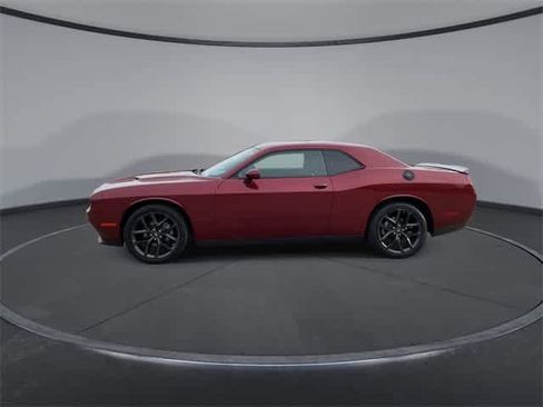 Used 2022 Dodge Challenger SXT w/ Blacktop Package image 5