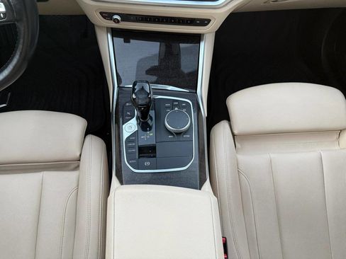 Used 2019 BMW 330i xDrive Sedan w/ Driving Assistance Package image 33