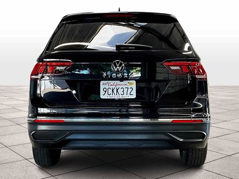 Used 2022 Volkswagen Tiguan S image 7