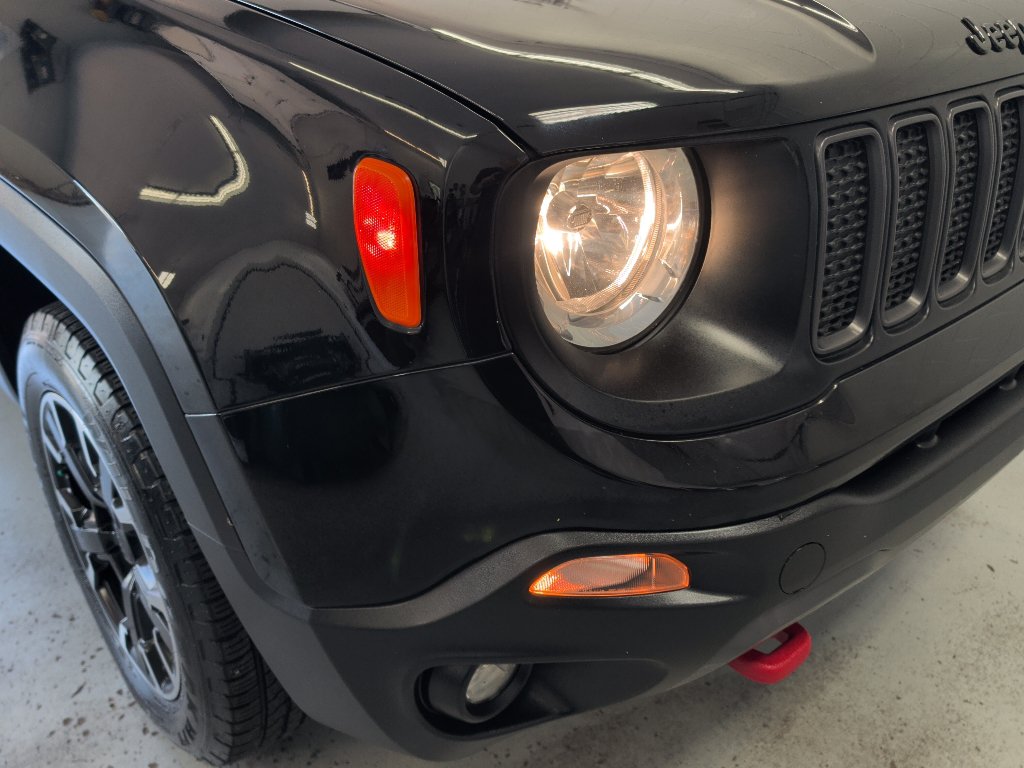 Used 2023 Jeep Renegade Trailhawk AWD/4WD image 5