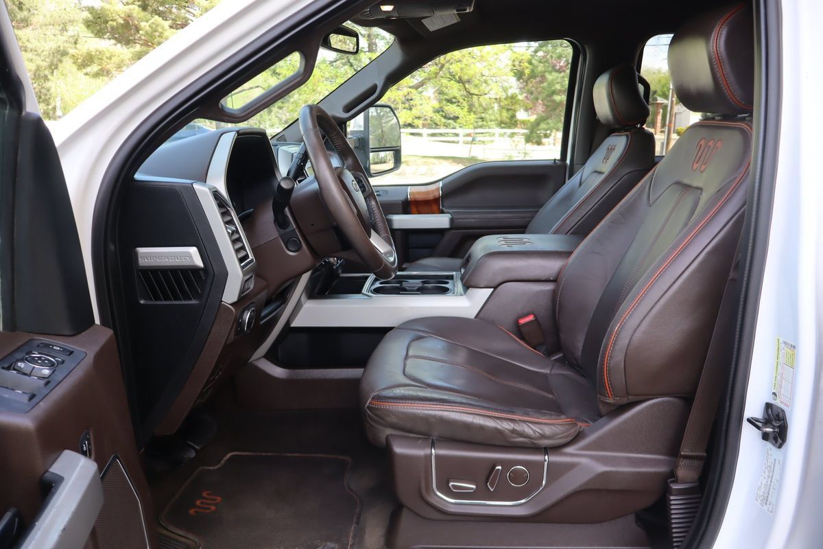 Used 2017 Ford F250 King Ranch w/ Chrome Package AWD/4WD image 18