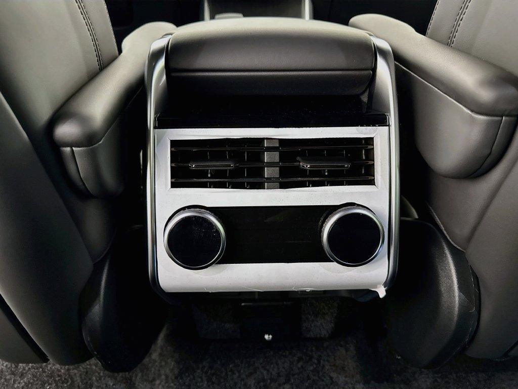 New 2027 Land Rover Range Rover SE AWD/4WD image 27
